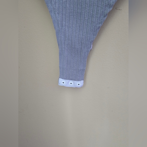 Sale! Boohoo Cutout Bodysuit - Picture 4 of 5